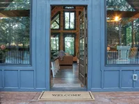 Luxury Cabin adjoining Robber's Cave State Park - Boutique