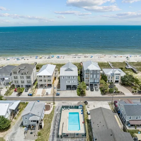 Top Floor 2 Bdrm/2 Bath Condo at Ocean Harbor! - Linens Included!