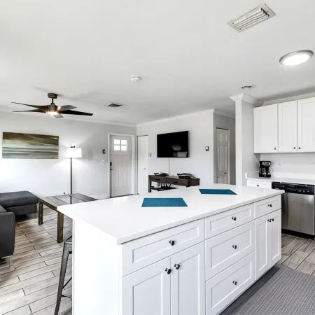 Pool Home W Beautiful Tiki Hut - 3 Bed 3 Bath. 1 Mile from Beach!