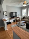 Williams Bay Lake House-1 Block to Geneva Lake - 2-Star