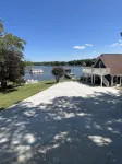 湖畔靜謐私享兩卧室公寓 - 從私人露台可欣賞壯麗的懷利湖景 - 民宿