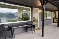 Bellingham Waterfront Retreat, Private Dock, Amazing Views - 4-Star