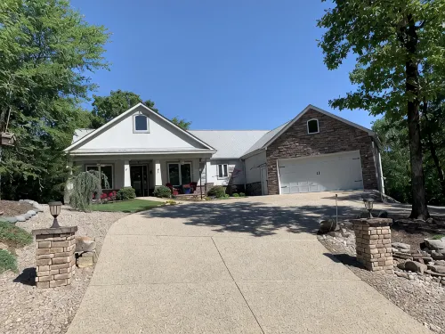 La Cabaña, a Quiet, Modern King Studio Retreat in Hot Springs Village, Arkansas -  Apartamentos vacacionales