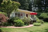 Cozy, Romantic Cottage just 3 minutes from the village of Mendocino! - Wifi