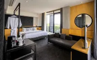 Mahima Hotel - Balkoner