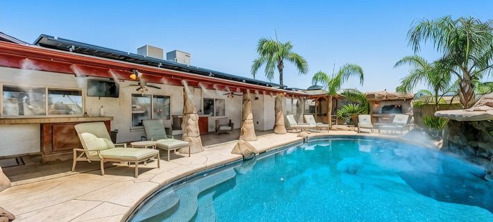 Backyard Oasis Ideal for Spring/Summer! Pool, Misters, Bluetooth Speakers + More Hotels in Mesa