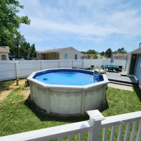 Large Family Fun, 6BR / 3 Bath, POOL, HOTTUB, Fenced Yard