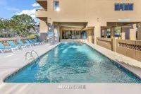 Ocean View Suite for Two - Quiet Prime Location 75th Aven - สระว่ายน้ำส่วนตัว