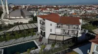 Vila Lira