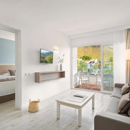Puerto Azul Suite Hotel