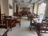 Hotel Evergreen 9 Hotel di 
