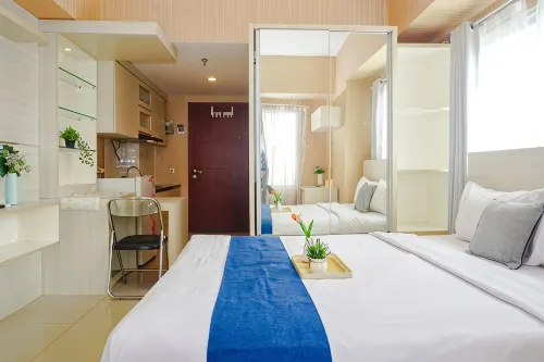 Comfortable and Pleasant Studio at Apartment Tamansari Mahogany Karawang By Travelio - Homestays