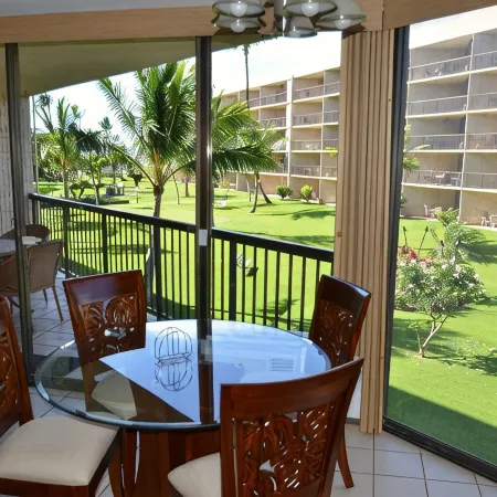 Maui Sunset B201: Beautiful 2 Bedroom, 2 Bath, Kihei Condo. Sleeps up to Six