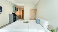 Homey Studio at Tamansari Iswara Apartment By Travelio - 3-Star