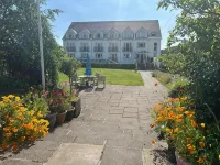 Towers Hotel & Spa Hôtels à : Neath
