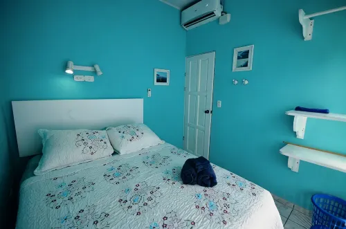 Casa 007, 10 people private Residence downtown Jaco! - บังกะโล