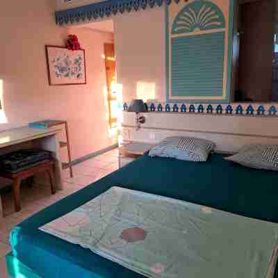 FUNCTIONAL STUDIO HOTEL CARAYOU SPA BEACH SWIMMING POOLS Rooms
