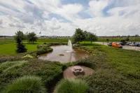 Van der Valk Hotel Emmen Отели в г. 