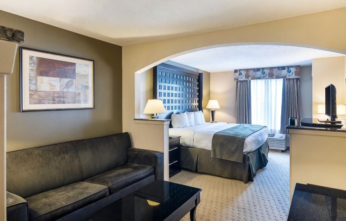 Quality Suites Sherman