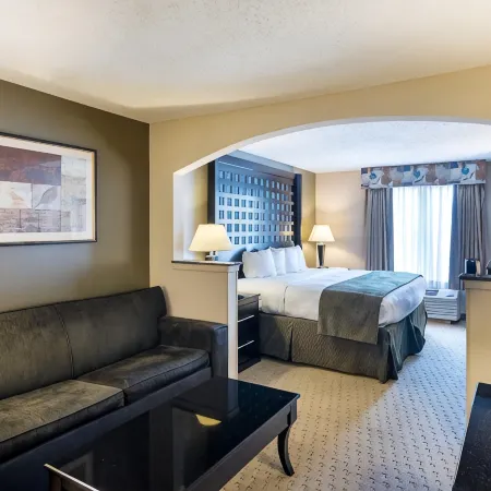 Quality Suites Sherman