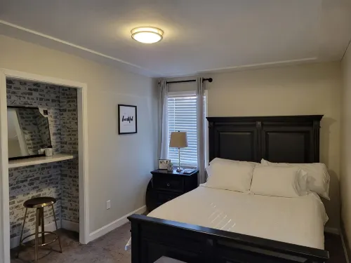 Mardi Gras Visitors Are Welcome! 3 Bedrms / 4 Beds. 1.5 Ba. Spacious - บังกะโล