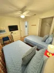 NEW Gorgeous Sunshine-Up 6 Guests-Private Backyard - 3-Star