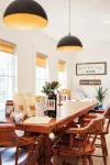 Historic Riverfront House: 5 Bedrooms 3.5 Baths on 5 Acres - ブティック