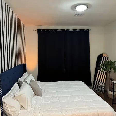 Posh 2BR/2BA King Bed! Free Parking! 30 Min to NYC