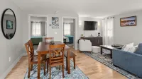 Chic 4-Br Newly Remodeled Home 3 Mins to Stowe for a Memorable Summer Getaway! - de charme