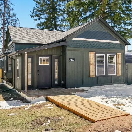 Newly Rennovated • Walking Distance to Downtown • Cripple Creek Donkies