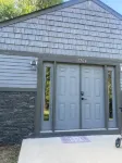 Charming 2-bedroom house on a quiet secluded street . With Wi-Fi - Bungalows