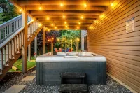 6BR Play Heaven! Movie Theater, Golf, Hot Tub