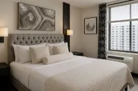 Modern 3Br • Fireplace • Gym • Lounge - Bungalows