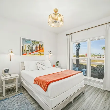 Fall Break is Coming up! Coastal Home- Walk,Bike, Golf Cart 2 Pools & Beach.