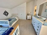 Oceanfront 3Br Condo. Visit Hyannis for Your Cape Holiday! 1600 sq ft Home! - 3-stjärniga