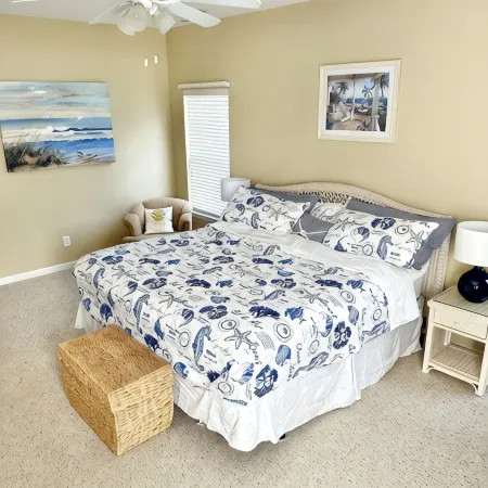 Shell Yeah! Surfside 5Br - New Heated Saltwater Pool - Sleeps 15+- Walk to Beach