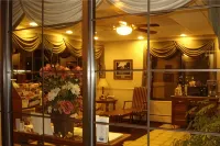 Colonie Inn and Suites