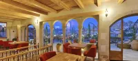 Caftan Cave Suites - sarapan