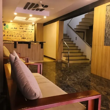 Kalluvalappil Holiday Inn