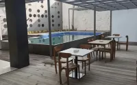 Hotel Emaki Jatinangor - Formerly Jatinangor Hotel & Restaurant - Family
