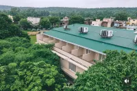 Safal Retreat - 3-Star