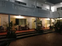 Meya Beach Walk Hotel - 2-Star