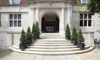 Wellington Hotel by Blue Orchid