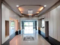 JRD Grand Place Lopburi - 2 stelle