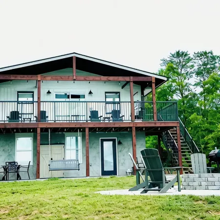 STAY HERE! 2 Homes sleep up to 28! Private cove 2 docks and personal boat launch
