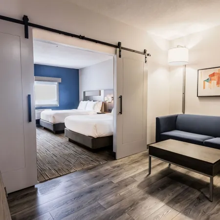 Holiday Inn Express & Suites CALGARY SOUTH-MACLEOD TRAIL S by IHG