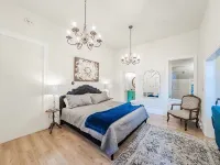 406 Canyon Rd #2