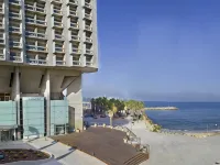 The Carlton Tel Aviv Hotels near HaTachana