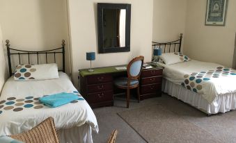 Admiral Blake Guesthouse
