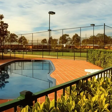 Potters Apartments